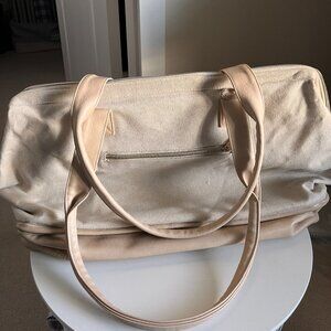 beis beige convertible weekender